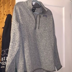 Men’s Patagonia half zip fleece